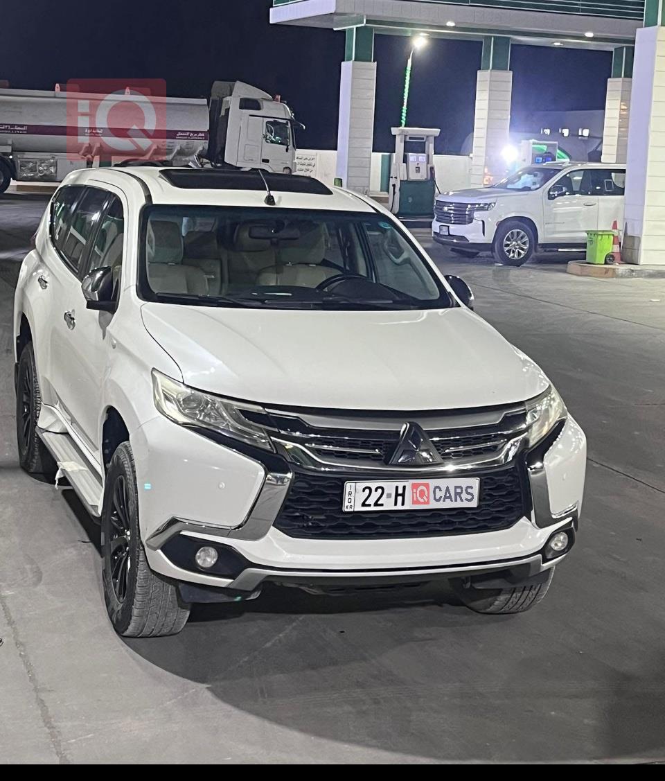 ميتسوبيشي باجيرو سبورت